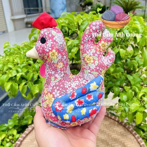 Thú Nhồi Bông Gà Mái Hoa Mơ Dễ Thương - Quà Tặng Ý Nghĩa Cho Trẻ Em, Chất Liệu Vải Hoa Mềm Mại - Thổ Cẩm Ánh Cường