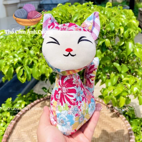 Thú Nhồi Bông Mèo Thần Tài Dễ Thương - Quà Tặng Đáng Yêu Cho Trẻ Em Bằng Vải Hoa Mềm Mại, Bảo Hành 1 Đổi 1