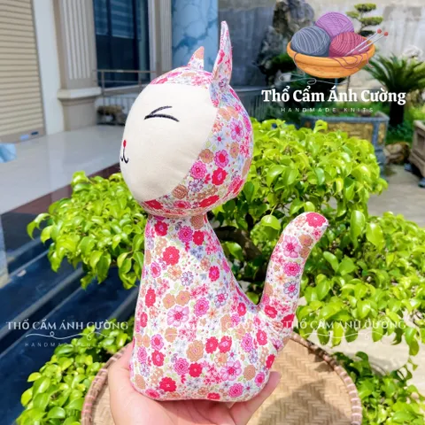 Thú Nhồi Bông Mèo Thần Tài Dễ Thương - Quà Tặng Đáng Yêu Cho Trẻ Em Bằng Vải Hoa Mềm Mại, Bảo Hành 1 Đổi 1