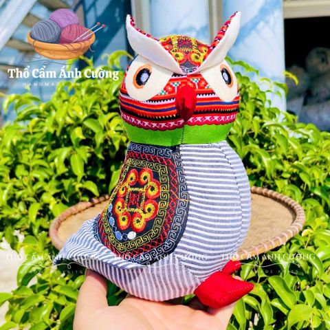 Thú Nhồi Bông Thổ Cẩm Sapa Dễ Thương Cho Bé - Chất Liệu Mềm Mại, Đường May Tỉ Mỉ, Quà Tặng Handmade, Decor Nhà Cửa