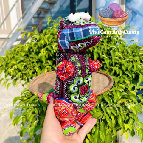 Thú Nhồi Bông Thổ Cẩm Sapa Dễ Thương Cho Bé - Chất Liệu Mềm Mại, Đường May Tỉ Mỉ, Quà Tặng Handmade, Decor Nhà Cửa