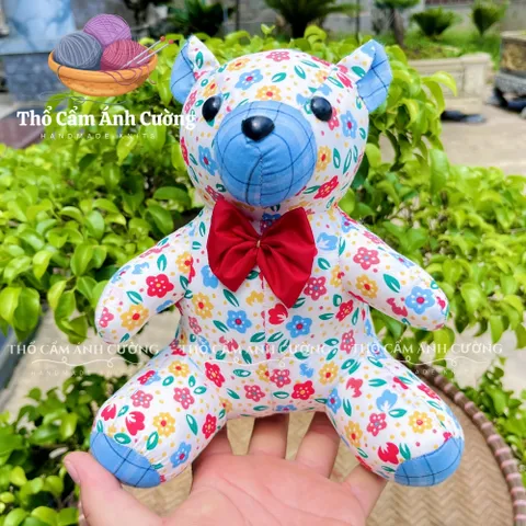 Thú Nhồi Bông Gấu Nơ Hoa Dễ Thương - Quà Tặng Trẻ Em Chất Liệu Vải Hoa Mềm Mại, Sản Xuất Thổ Cẩm Ánh Cường