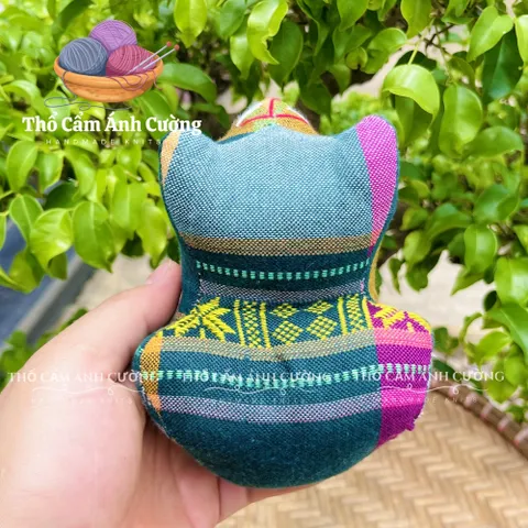 Thú Nhồi Bông Con Thỏ Dễ Thương Thổ Cẩm Dân Tộc Thái - Quà Tặng Ý Nghĩa Cho Bé Yêu, Chất Liệu Mềm Mại
