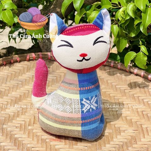 Thú Nhồi Bông Mèo Thần Tài Dễ Thương - Quà Tặng Ý Nghĩa Cho Bé, Vải Thổ Cẩm Dân Tộc Thái Mềm Mại, Chất Lượng Tốt