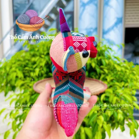 Thú Nhồi Bông Con Sóc Thổ Cẩm Dân Tộc Thái - Quà Tặng Đáng Yêu Chất Liệu Vải Thổ Cẩm Mềm Mại 1 Đổi 1 Bảo Hành 15 Ngày