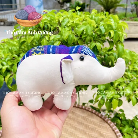 Thú Nhồi Bông Chú Voi Con Thổ Cẩm Dân Tộc Thái - Mềm Mại và An Toàn Cho Bé Yêu, Quà Tặng Ý Nghĩa