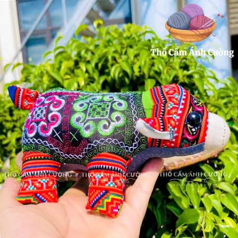 Thú Nhồi Bông Thổ Cẩm Thêu Dễ Thương Cho Bé - Gấu Bông Handmade Mềm Mại, Quà Tặng Ý Nghĩa cho Trẻ Em