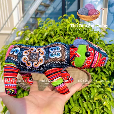 Thú Nhồi Bông Thổ Cẩm Thêu Dễ Thương Cho Bé - Gấu Bông Handmade Mềm Mại, Quà Tặng Ý Nghĩa cho Trẻ Em