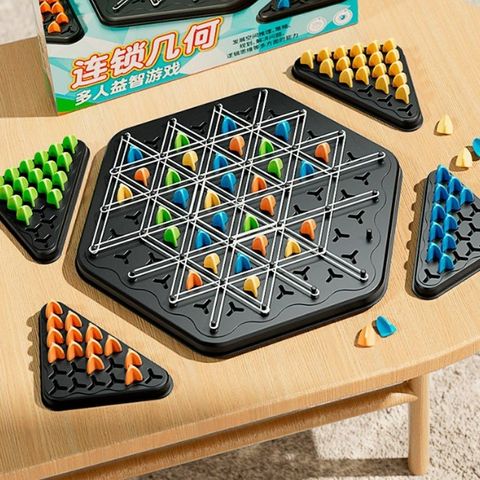 Đồ Chơi Cờ Tam Giác Học Màu CH13699 - Trò Chơi Phát Triển Kỹ Năng Chơi Chung cho Bé 3+