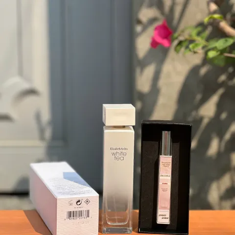 Nước hoa nữ Elizabeth Arden White Tea EDT 100ml - Hương hoa gỗ thanh khiết, tinh tế và nhẹ nhàng cho phái đẹp