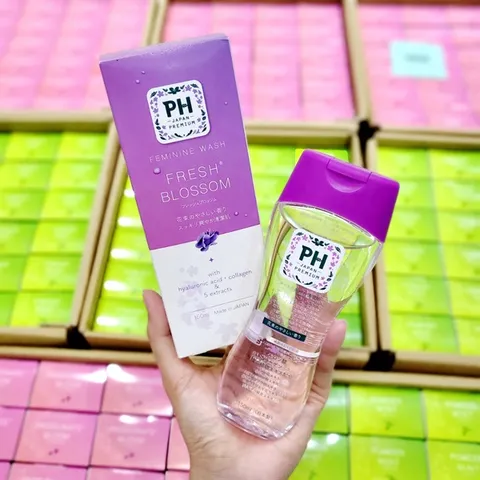 Dung Dịch Vệ Sinh Phụ Nữ PH Care Premium 150ml - Dịu Nhẹ, Làm Sạch, Khử Mùi Tự Nhiên, An Toàn Cho Da Nhạy Cảm