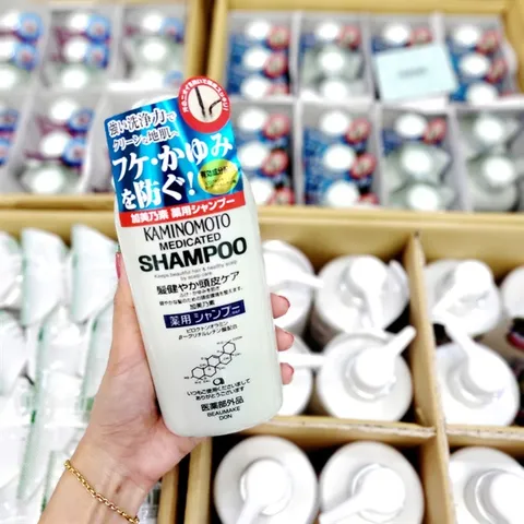 Dầu Gội Kích Thích Mọc Tóc Kaminomoto 300ml - Chống Gàu, Ngứa, Tăng Cường Sức Khỏe Tóc từ Nhật Bản