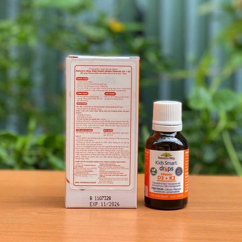 Vitamin D3 + K2 Nature's Way Kids Smart Drops 11ml - Hỗ trợ hấp thụ Canxi và tăng cường sức khỏe xương cho trẻ em