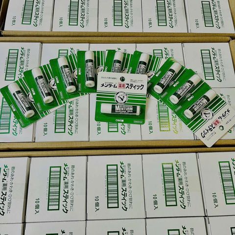 Son Dưỡng Môi Menturm Omi Medicated Stick XD - Chăm Sóc Môi Hàng Nhật Nội Địa, Giữ Ẩm, Bảo Vệ Môi Tối Ưu