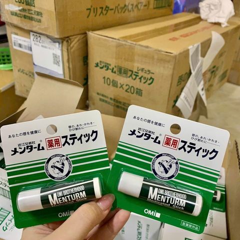 Son Dưỡng Môi Menturm Omi Medicated Stick XD - Chăm Sóc Môi Hàng Nhật Nội Địa, Giữ Ẩm, Bảo Vệ Môi Tối Ưu