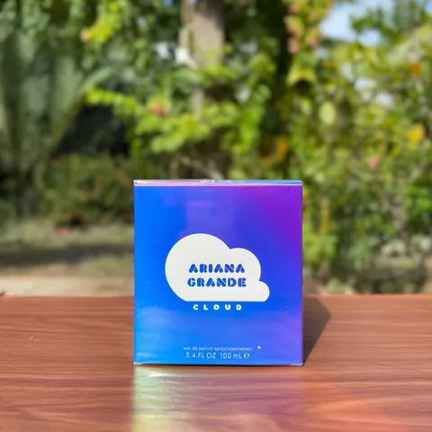 Nước hoa nữ Ariana Grande Cloud Eau De Parfum 100ml - Hương ngọt ngào, Floral Fruity Gourmand, phù hợp với bạn trẻ yêu thích sự dễ thương
