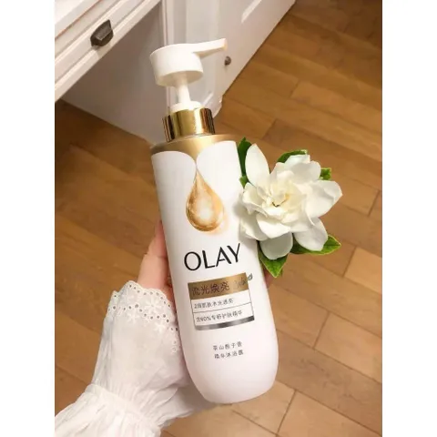 Sữa Tắm Trắng Da Olay Body Cellscience B3 Vitamin C 500ml - Hàng Nội Địa Trung