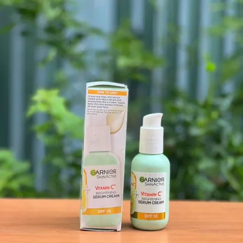 Serum Kem Dưỡng Ẩm GARNIER Vitamin C 50ml - Làm Sáng Da, Dưỡng Ẩm 24h, Bảo Vệ Da, Phù Hợp Da Nhạy Cảm
