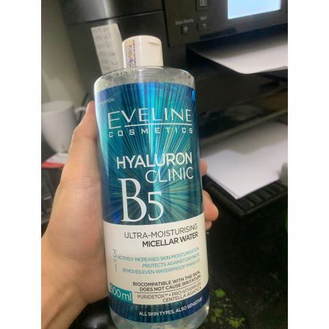 Nước Tẩy Trang Eveline Hyaluronic Clinic B5 500ML - Chiết Xuất Rau Má, Dưỡng Ẩm Và Làm Sạch Da Sâu, Phù Hợp Với Mọi Loại Da