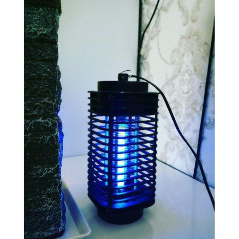 Đèn Bắt Muỗi Tower 3W - Giải Pháp An Toàn Diệt Muỗi Hiệu Quả Trong Nhà, Bảo Vệ Gia Đình Khỏi Côn Trùng