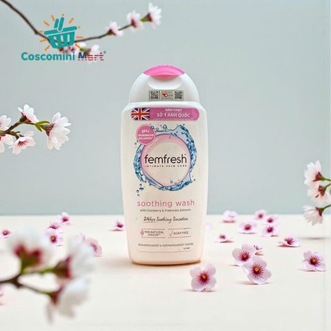 Dung dịch vệ sinh phụ nữ Femfresh Soothing Wash 250ml - Hỗ trợ kháng khuẩn, tươi trẻ, dùng hàng ngày cho mọi độ tuổi