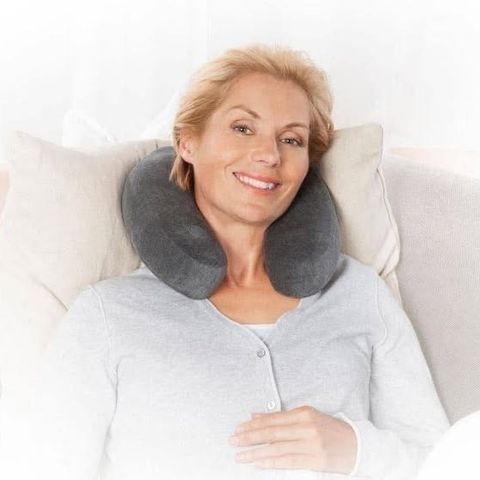 Gối Massage Cổ Medisana NM87L 2023 - Gối Rung Di Động Thư Giãn, Hỗ Trợ Ngủ Trên Xe, Máy Bay, Văn Phòng - Quà Tặng Thú Vị