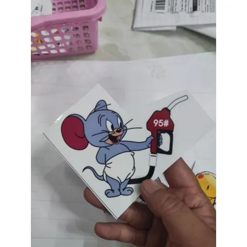Sticker Decal Gấu Dâu - Tem Dán Vui Nhộn Chống Nước Chất Liệu Cao Cấp 20x30cm - Trang Trí Sáng Bóng