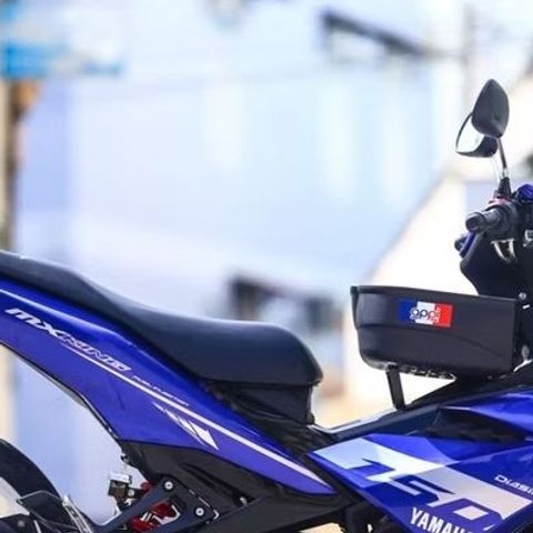 Tem Dán MX KING Exciter 150 - Bộ Tem Rời Trắng Xanh GP, 3 Lớp Cao Cấp Chống Nước, Bảo Hành Trọn Đời Không Bay Màu