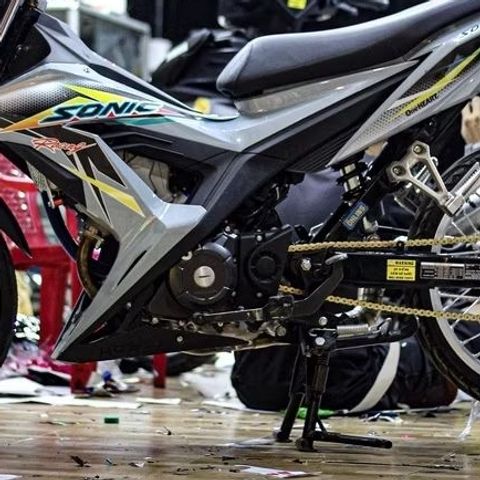 Tem Dán 3 Lớp Cao Cấp Cho Honda Sonic 150 - Xám Xi Măng, Chống Nước, Bảo Hành Trọn Đời, Tặng Logo Nghệ Thuật