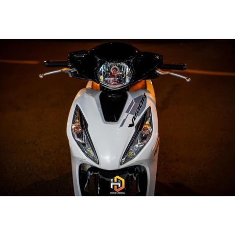 Tem Dán 3 Lớp Vision Trắng Đen Cao Cấp 2023 - Decal Bền, Chống Nước, Trang Trí Ô Tô Xe Máy