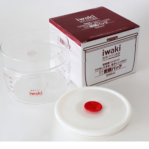 Hộp Thủy Tinh Chịu Nhiệt Iwaki 550ml - Nắp Kín Chống Tràn, Dùng Để Hâm Nóng Thức Ăn Trong Lò Vi Sóng, Đồ Gia Dụng Tiện Lợi