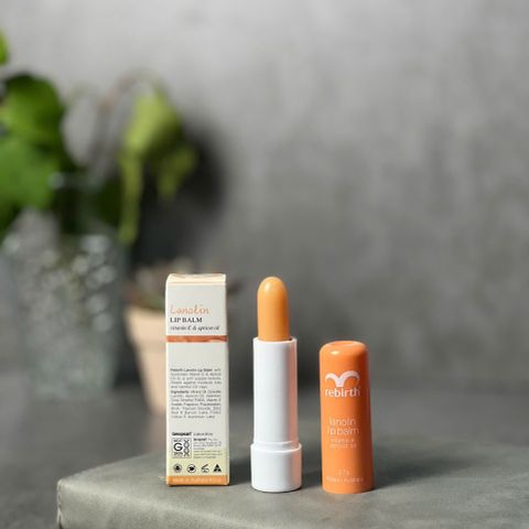 Son Dưỡng Môi Rebirth Úc - Chống Nắng, Dưỡng Ẩm, Hương Vị Đào - Phù Hợp Với Tất Cả Các Loại Da, An Toàn Cho Trẻ Em Và Phụ Nữ Mang Thai