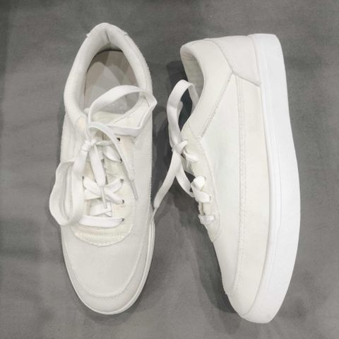 Giày thể thao nam G7 màu trắng - Sneakers cổ thấp buộc dây, thiết kế thời trang - Hàng lỗi nhẹ, ảnh thật kèm theo