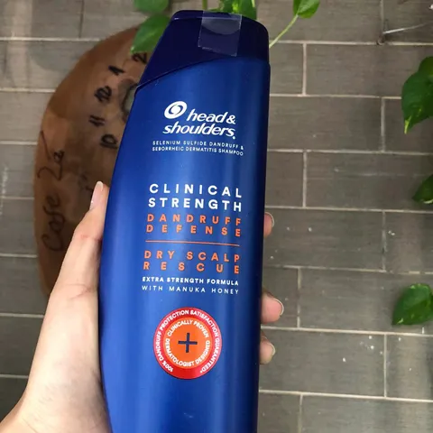 Dầu gội Head & Shoulders Clinical Strength 400ml - Chăm sóc da đầu khô, trị gàu hiệu quả, bảo vệ tối ưu từ Mỹ
