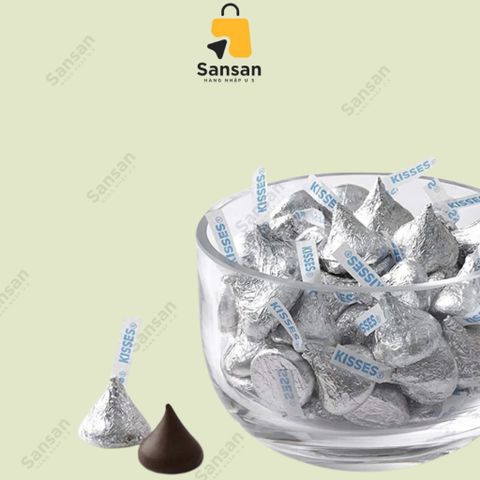 Kẹo socola sữa Kisses Hershey's 1,58kg - Hương vị ngọt ngào từ Mỹ - Món quà tuyệt vời cho các dịp lễ và tiệc tùng