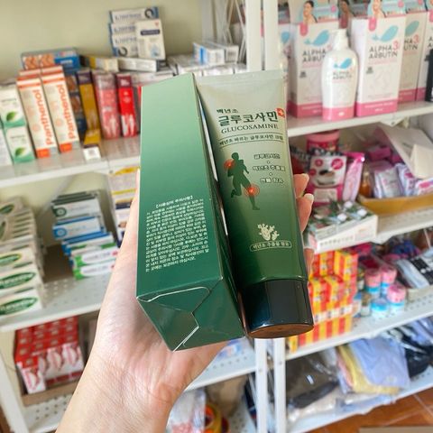 Dầu Lạnh Glucosamine Hàn Quốc 150ml - Xoa Bóp Giảm Đau Khớp Cổ Vai Gáy, Hỗ Trợ Thể Thao và Tư Thế Ngồi Chính Hãng