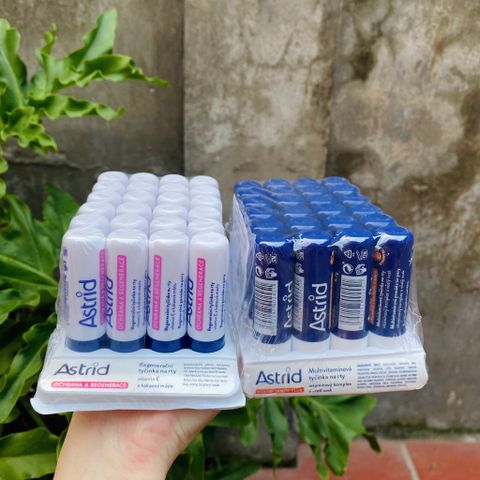 Son Dưỡng Môi Mỡ Hươu ASTRID Full Size - Dưỡng Chất Vitamin E Tự Nhiên Chống Khô Môi, Giữ Ẩm, Made in Czech