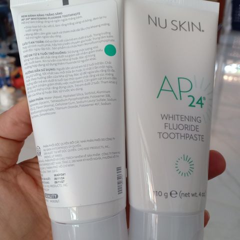 Kem Đánh Răng Nuskin AP24 Whitening Fluoride - Sạch Mảng Bám, Hơi Thở Thơm Mát, Hàng Nhập Khẩu Mỹ, 110g
