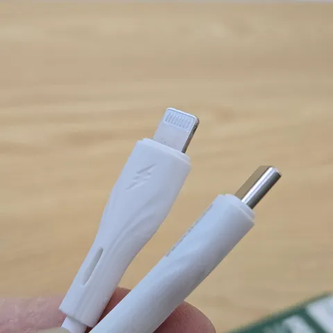 Cáp Sạc Nhanh iPhone PD 30W Sendem - Silicon Mềm Mịn, Chống Gãy, Sạc Nhanh, Dài 1M, An Toàn và Bền Bỉ cho Tất Cả iPhone