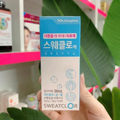Lăn Khử Mùi Kwangdong Roll On Type Sweatclor Hàn Quốc 30ml, nách, tay, chân