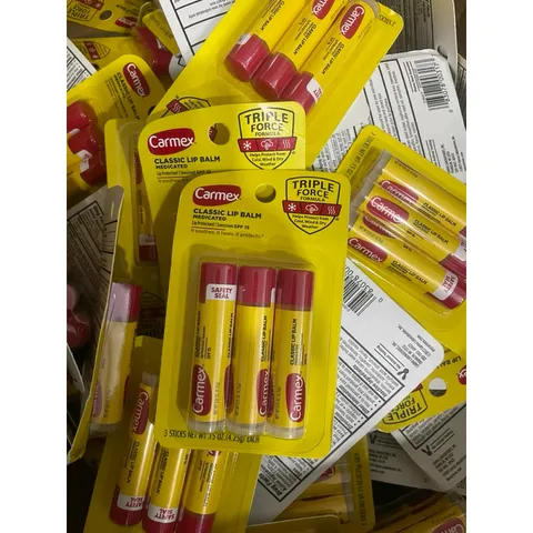 Son dưỡng môi carmex SPF15 siêu cấp ẩm làm mềm môi