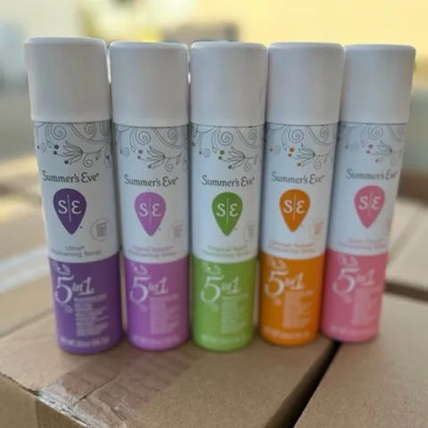 Xịt thơm khử mùi, Nước hoa vùng kín Summer’s Eve 56.7g Xịt phụ khoa của Mỹ thơm mát, quyến rũ
