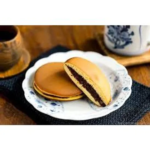 Bánh rán Dorayaki Doremon Nhật Bản – Bánh truyền thống nhiều hương vị đậu đỏ, trà xanh, hạt dẻ, món ăn tuổi thơ thú vị
