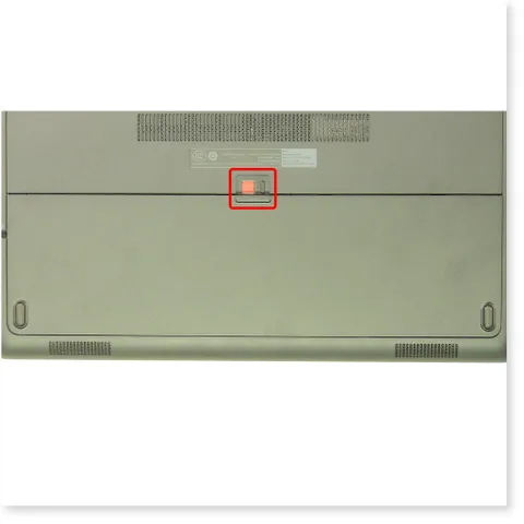 🔜  Pin laptop Dell E7240 E7250