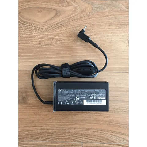 Sạc laptop acer Swift 3 Swift 5 Chromebook chân nhỏ 19V-2.37A Tặng kèm dây nguồn xịn PHỤ KIỆN LAPTOP