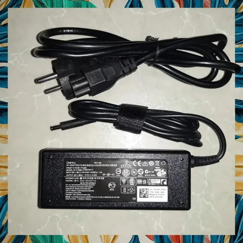 Sạc laptop Dell Chân kim nhỏ 19.5V-2.31A/ 19.5V-3.34A/ 19.5V-4.62A ( Đầu sạc hình tròn nhỏ có kim ở giữa) PHỤ KIỆN LAPTO