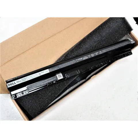 Pin Laptop Dell M5Y1K 4 Cell 14.8V - Thay Thế 100% cho máy chạy CPU Thế Hệ 7, 8 - Thời gian sử dụng 2-4h