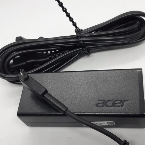 Sạc Laptop Acer 2,37A 65W Chân Nhỏ 3.0*1.1mm - Phụ Kiện Chính Hãng Bảo Hành 12 Tháng, Chất Lượng Cao