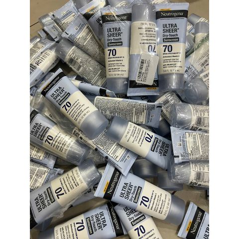 (Date 8/2027) Kem Chống Nắng Neutrogena Ultra Sheer Dry Touch SPF 70