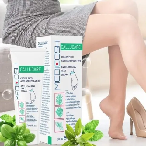 HSD 6/2026 - Kem Nứt Gót Chân Medicosh Callucare Giảm Nứt Nẻ, Chai Sạn, Thô Ráp Gót Chân 50ml